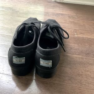 Platform Sneaker/Shoe